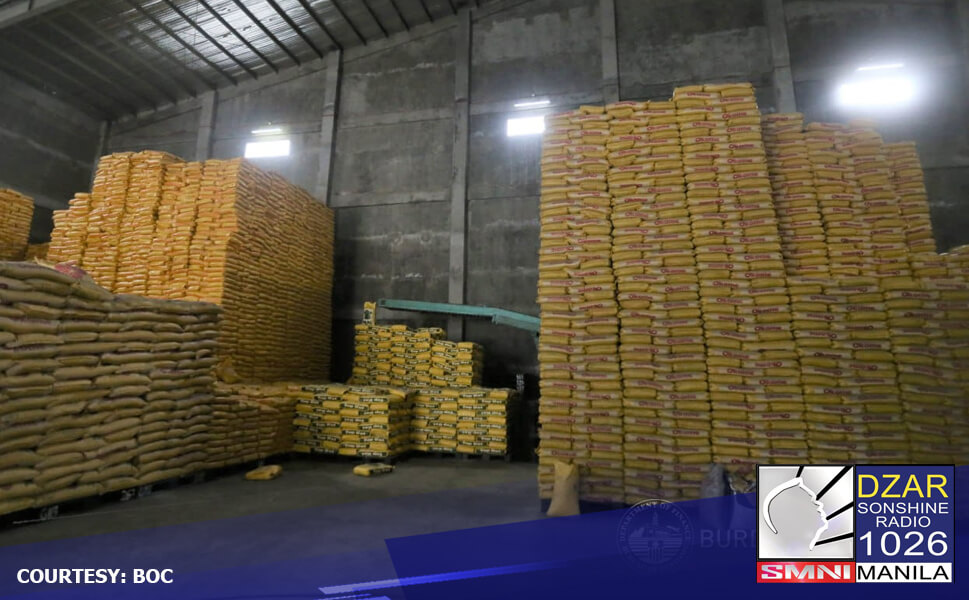 3 bodega na pinagtaguan ng 200-K sako ng mga puslit imported rice, pinasara ng BOC
